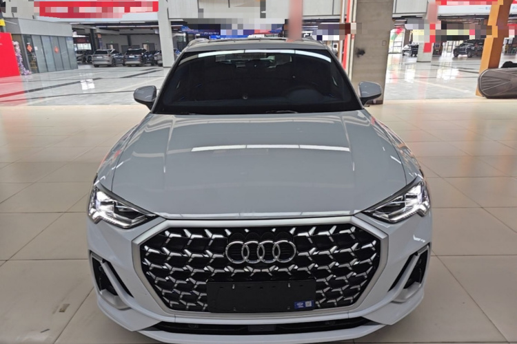 Audi Q3 2024 #3 Audi Q3 2024 car image #3