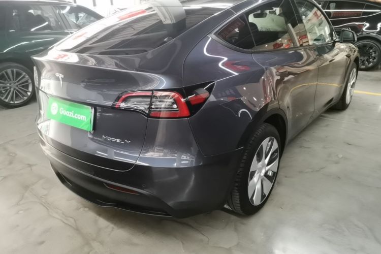 Tesla Model Y 2023 #7 Tesla Model Y 2023 car image #7
