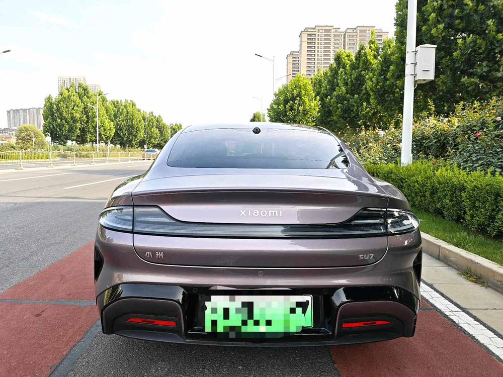 MI SU7 2024 car image #5