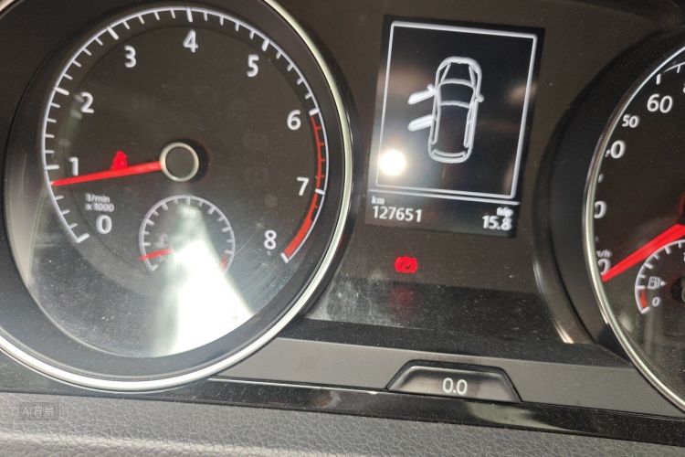 Volkswagen Golf 2017 car image #14