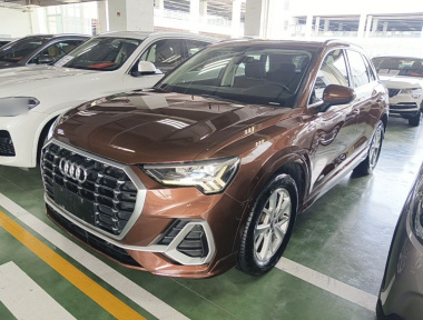 Audi Q3 2019 car image 