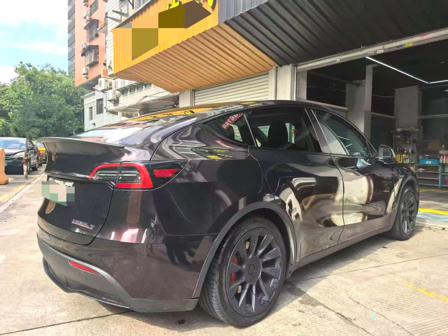Tesla Model Y 2022 #6 Tesla Model Y 2022 car image #6