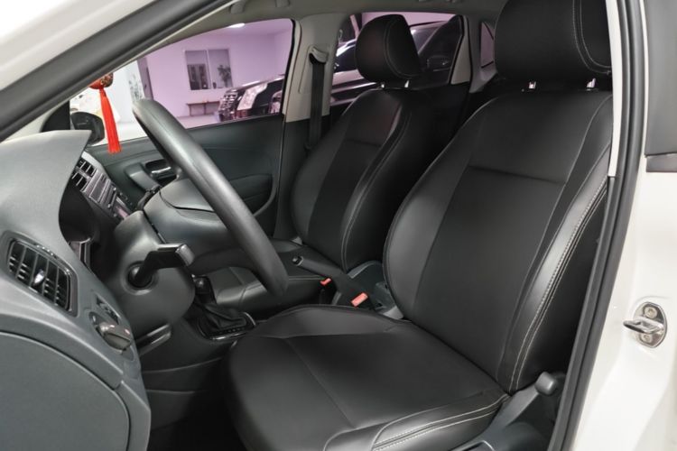 Volkswagen Polo 2016 #19 Volkswagen Polo 2016 car image #19