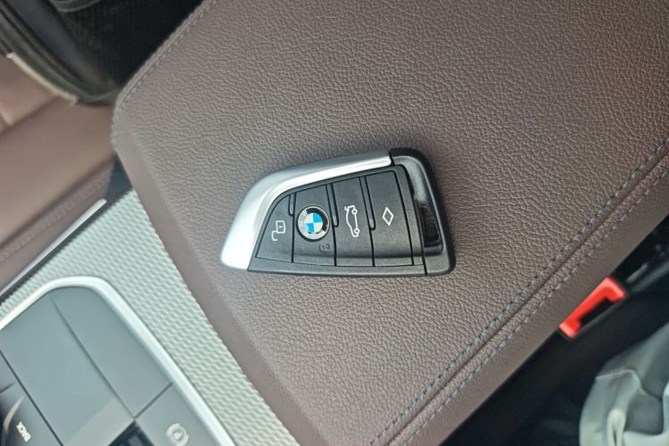 BMW 3 Series 2021 imagen de coche #9