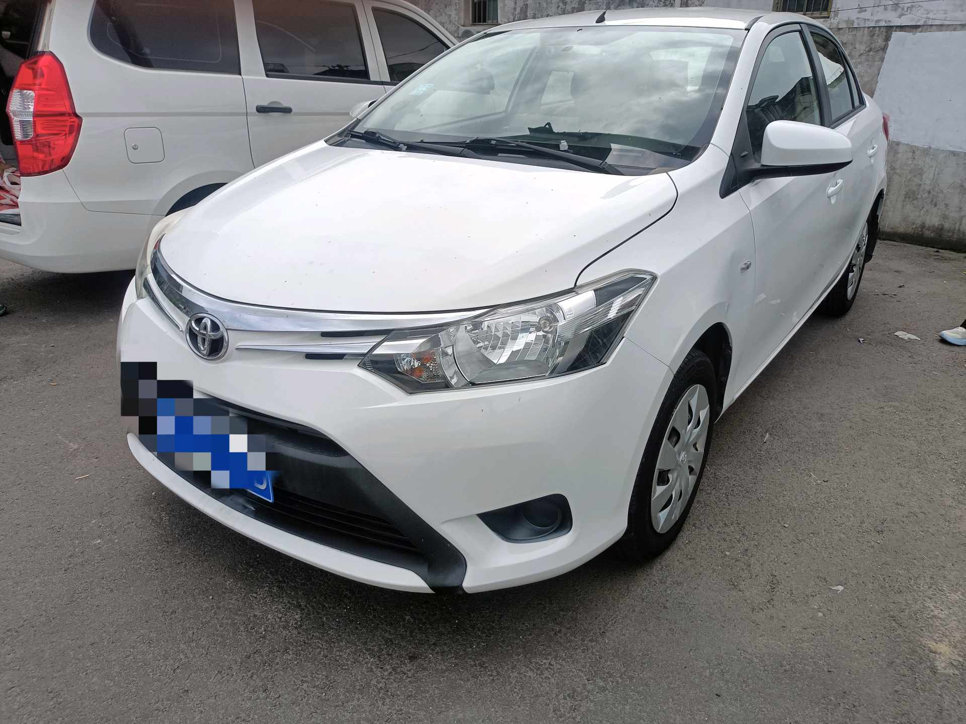 Toyota Vios 2015 Toyota Vios 2015 car image