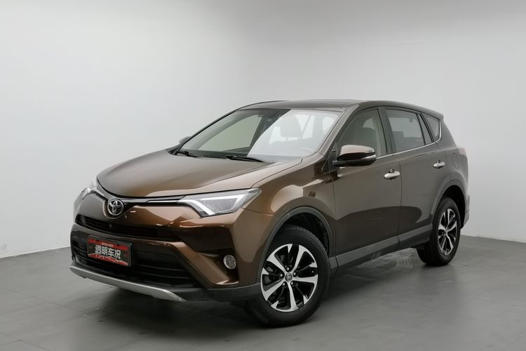 Toyota RAV4 2017 Toyota RAV4 2017 car image