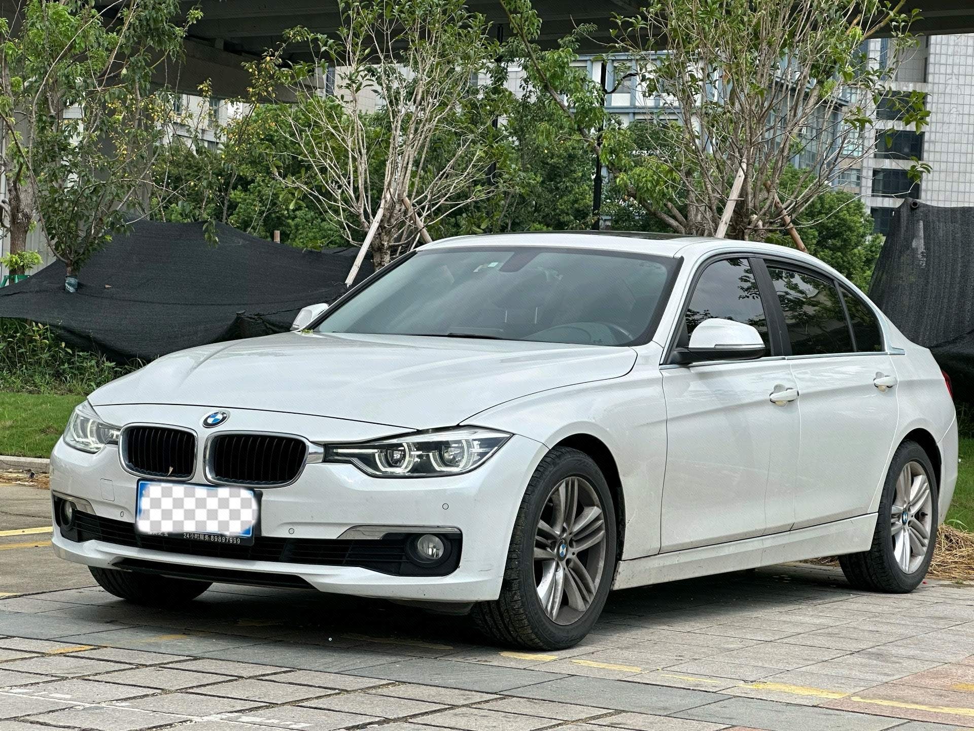 2016 2016 immagine di auto