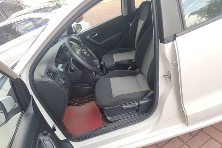 Volkswagen Polo 2016 #15 Volkswagen Polo 2016 car image #15