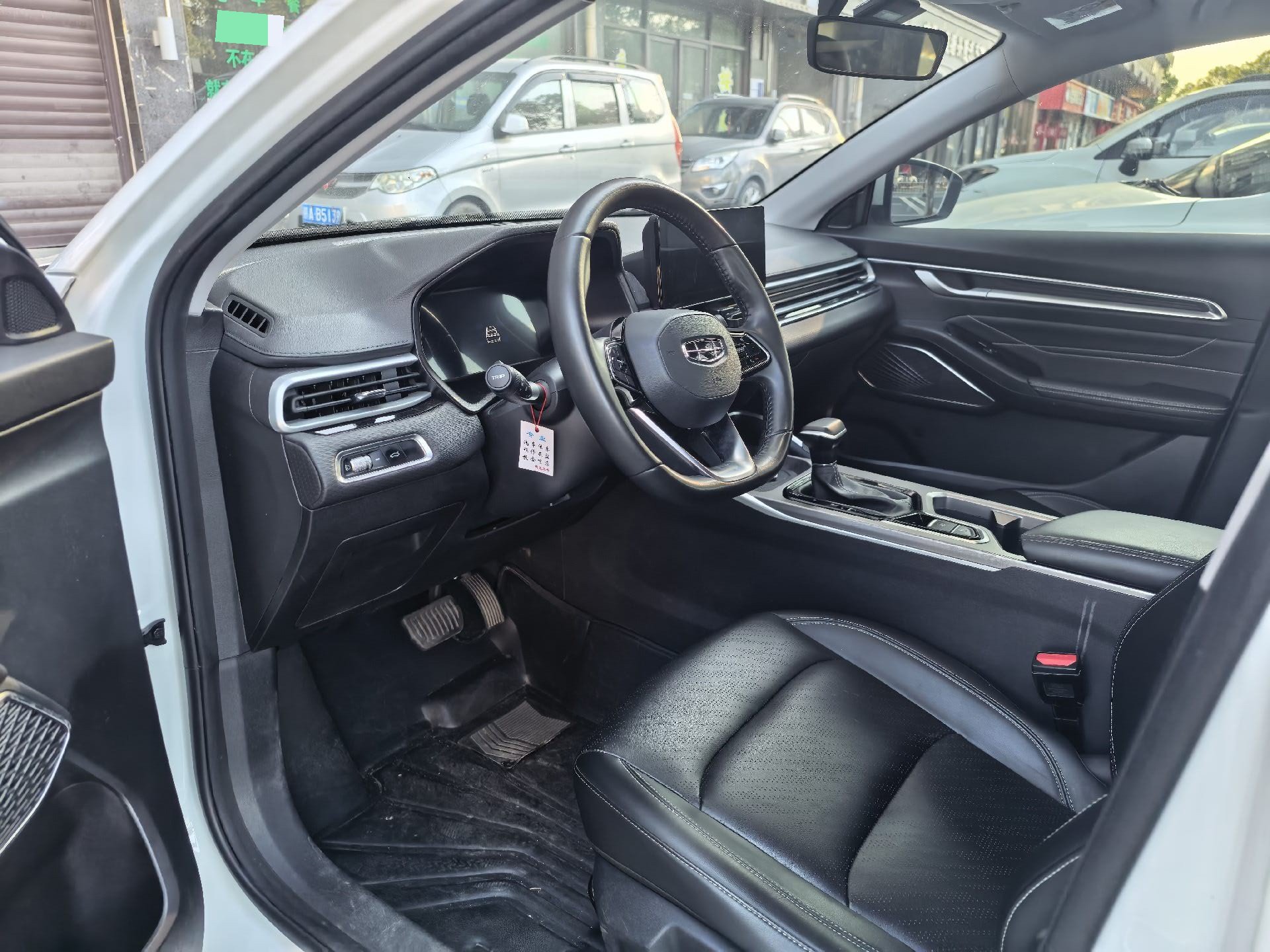 GEELY Emgrand 2022 car image #6