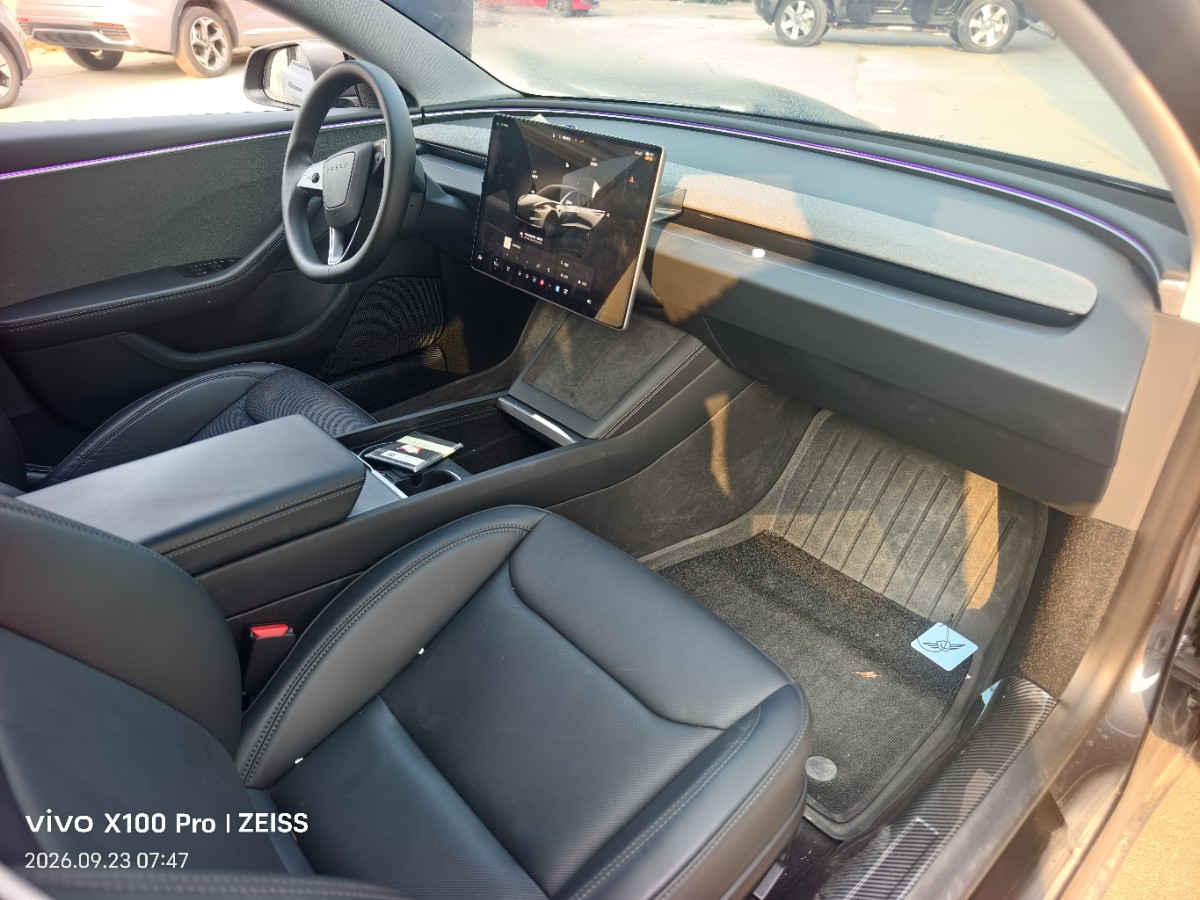 Tesla Model 3 2024 #8 Tesla Model 3 2024 car image #8