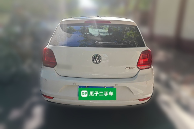 Volkswagen Polo 2014 car image #4