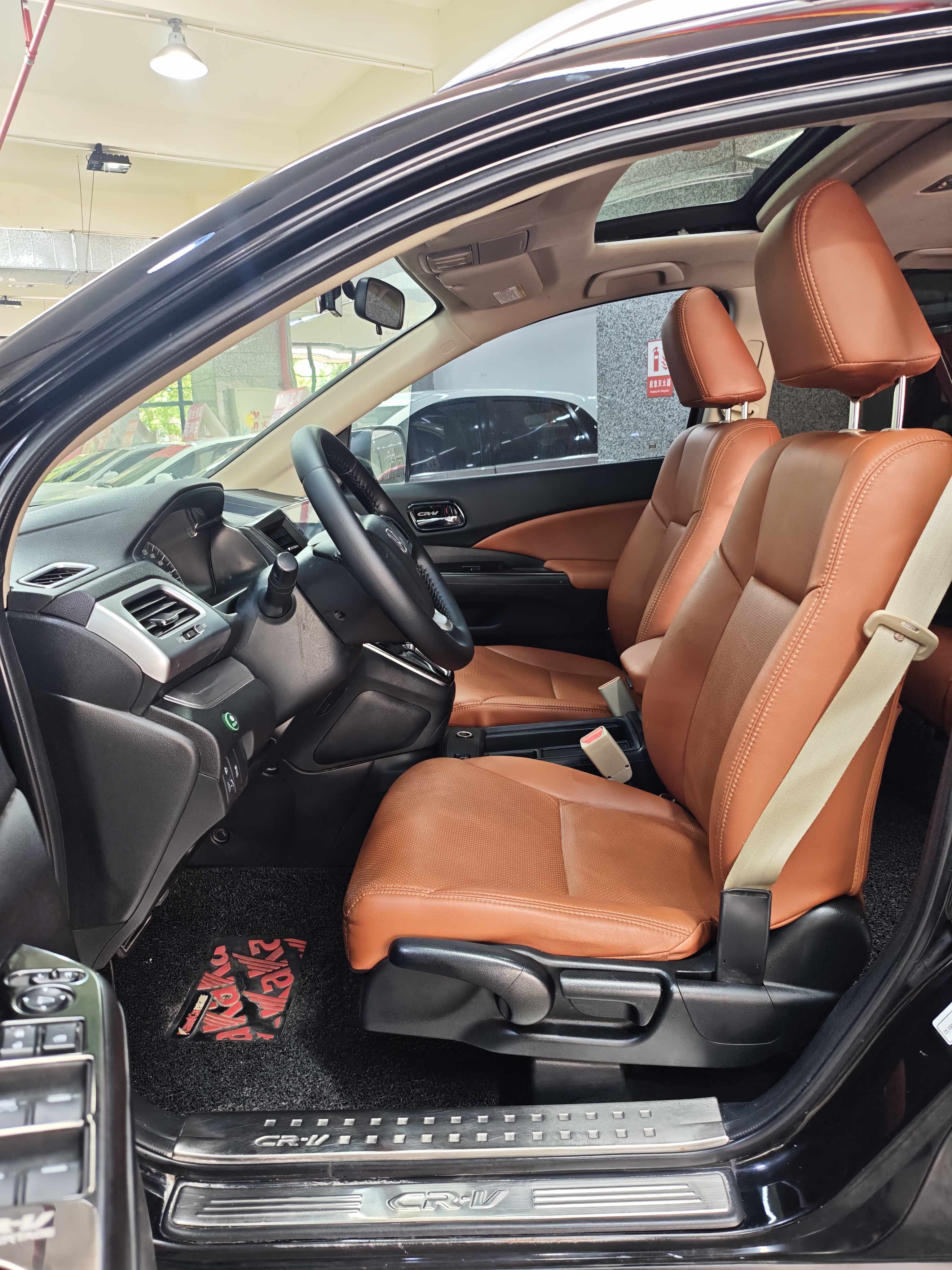Honda CR-V 2015 #6 Honda CR-V 2015 car image #6