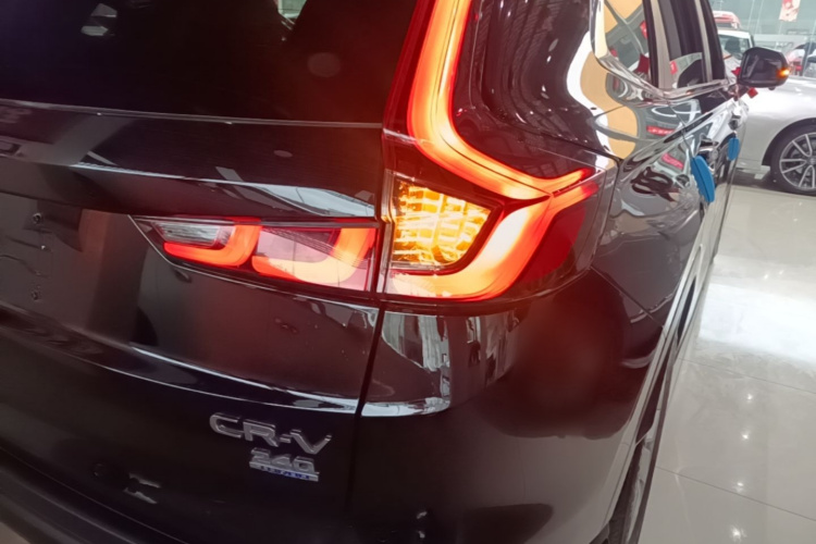 Honda CR-V 2025 car image #8