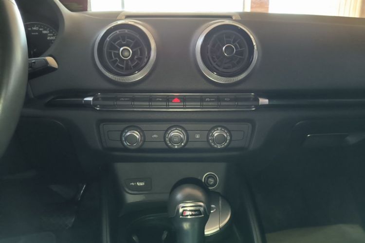 Audi A3 2020 car image #13
