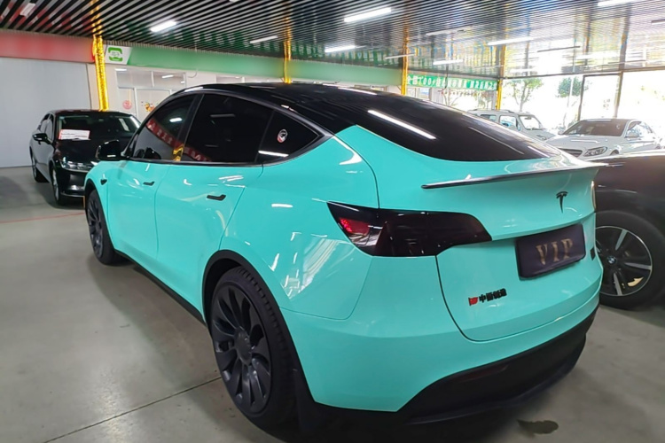 Tesla Model Y 2022 #5 Tesla Model Y 2022 car image #5