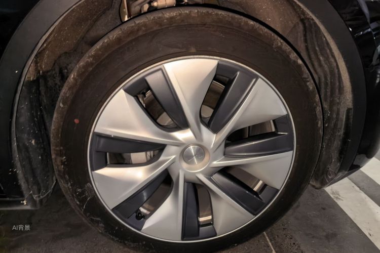 Tesla Model Y 2022 immagine di auto #9