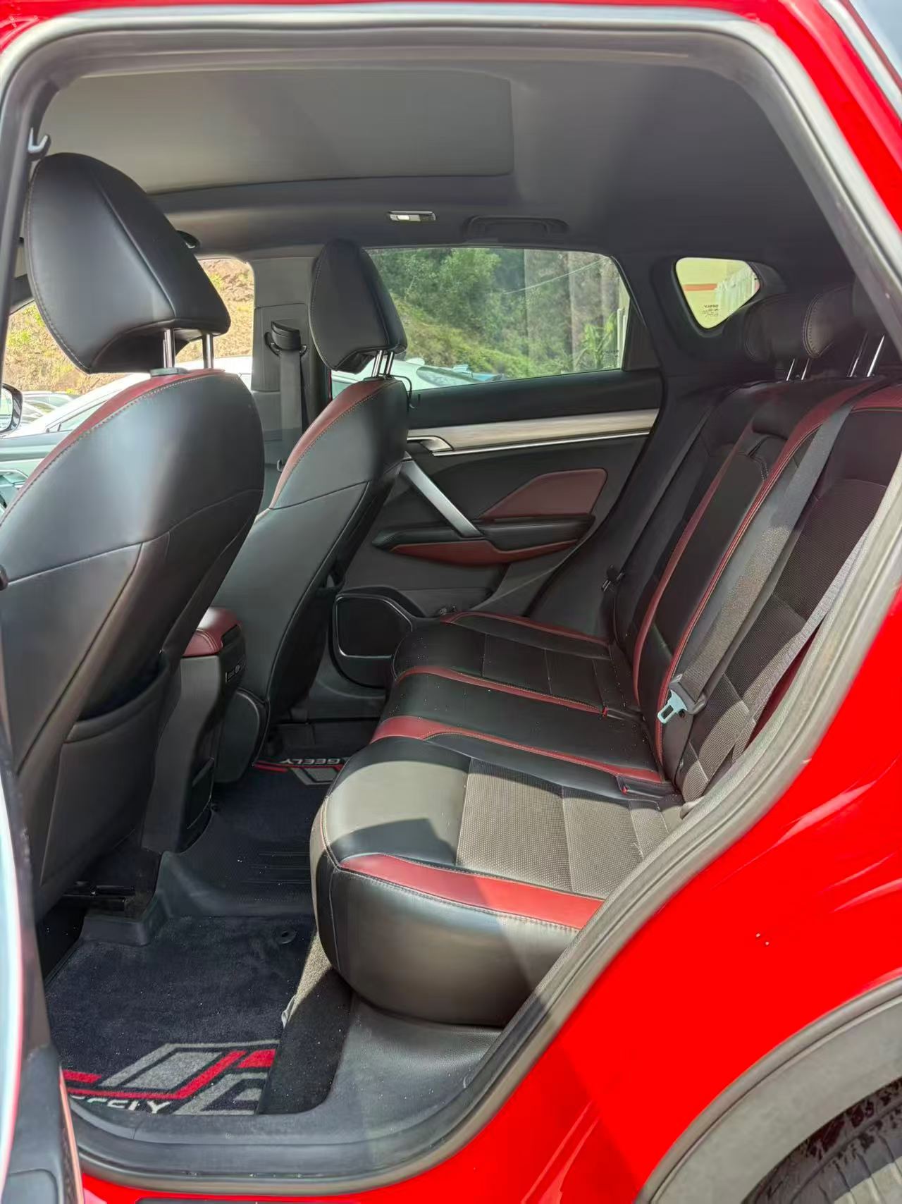 GEELY Coolray 2019 #3 GEELY Coolray 2019 car image #3