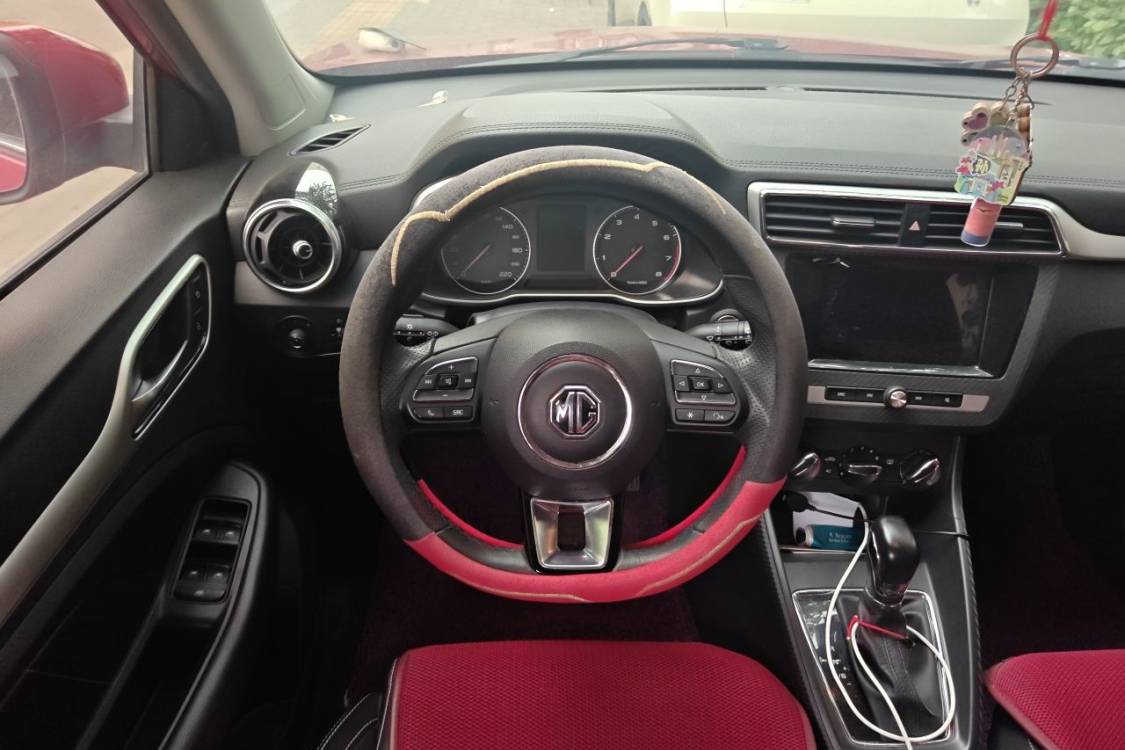 MG ZS 2018 #22 MG ZS 2018 car image #22