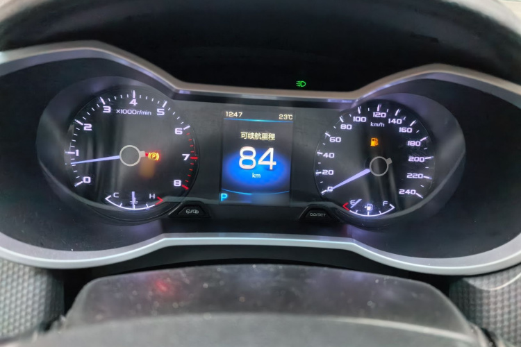 GEELY Emgrand GS 2017 car image #16