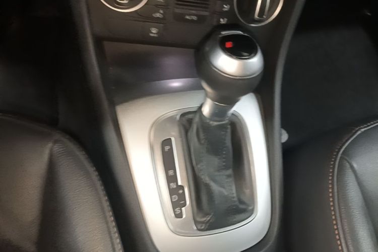 Audi Q3 2019 #18 Audi Q3 2019 car image #18