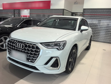 Audi Q3 2024 Audi Q3 2024 car image