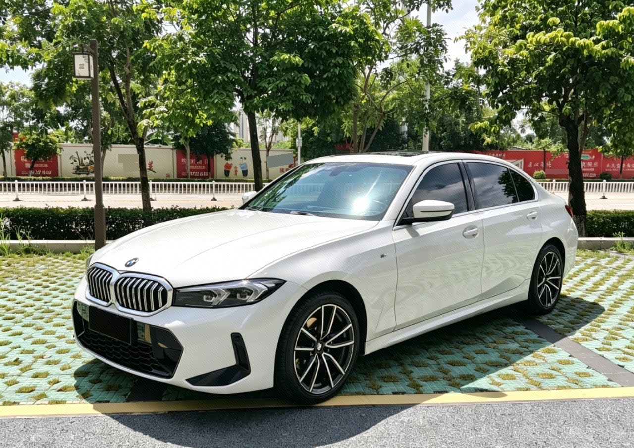 BMW 3 Series 2023 BMW 3 Series 2023 car image