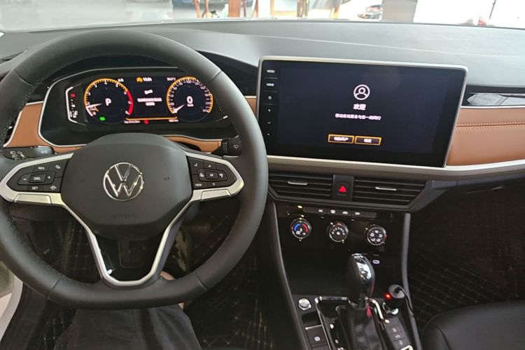 Volkswagen Bora 2024 car image #10