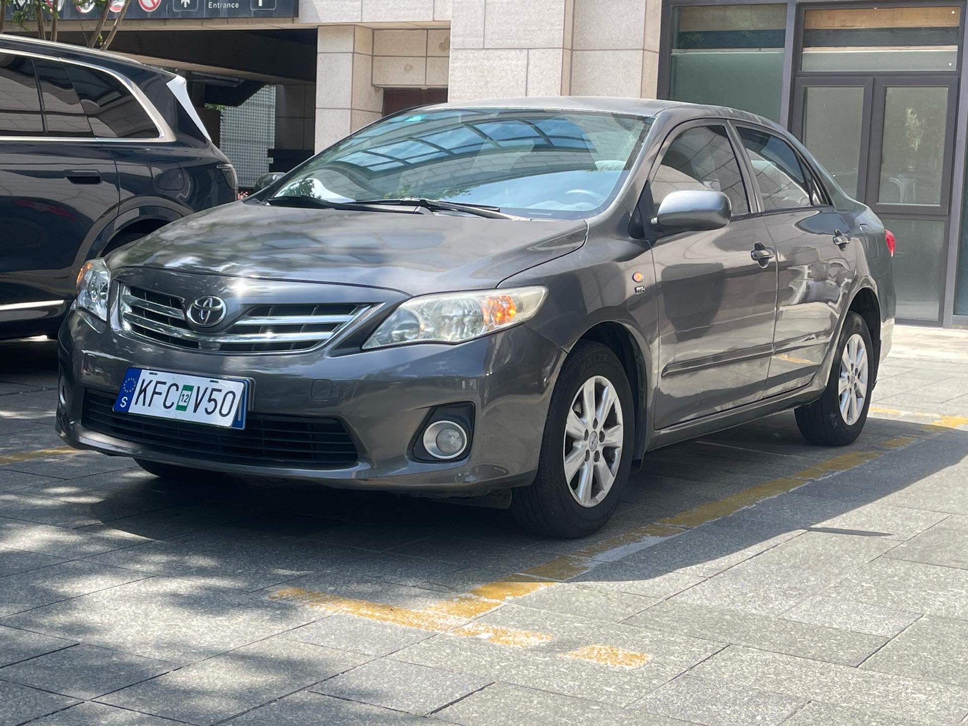 Toyota Corolla 2010 Toyota Corolla 2010 car image
