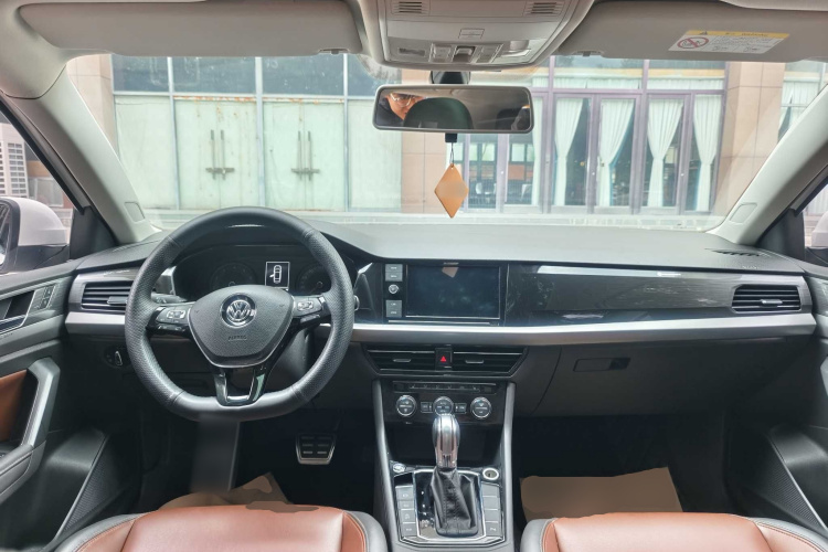 Volkswagen Lavida 2019 car image #10