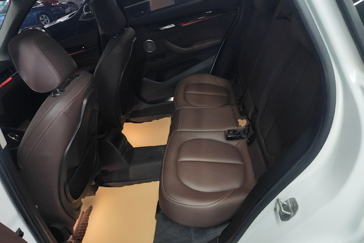 BMW X1 2021 car image #17