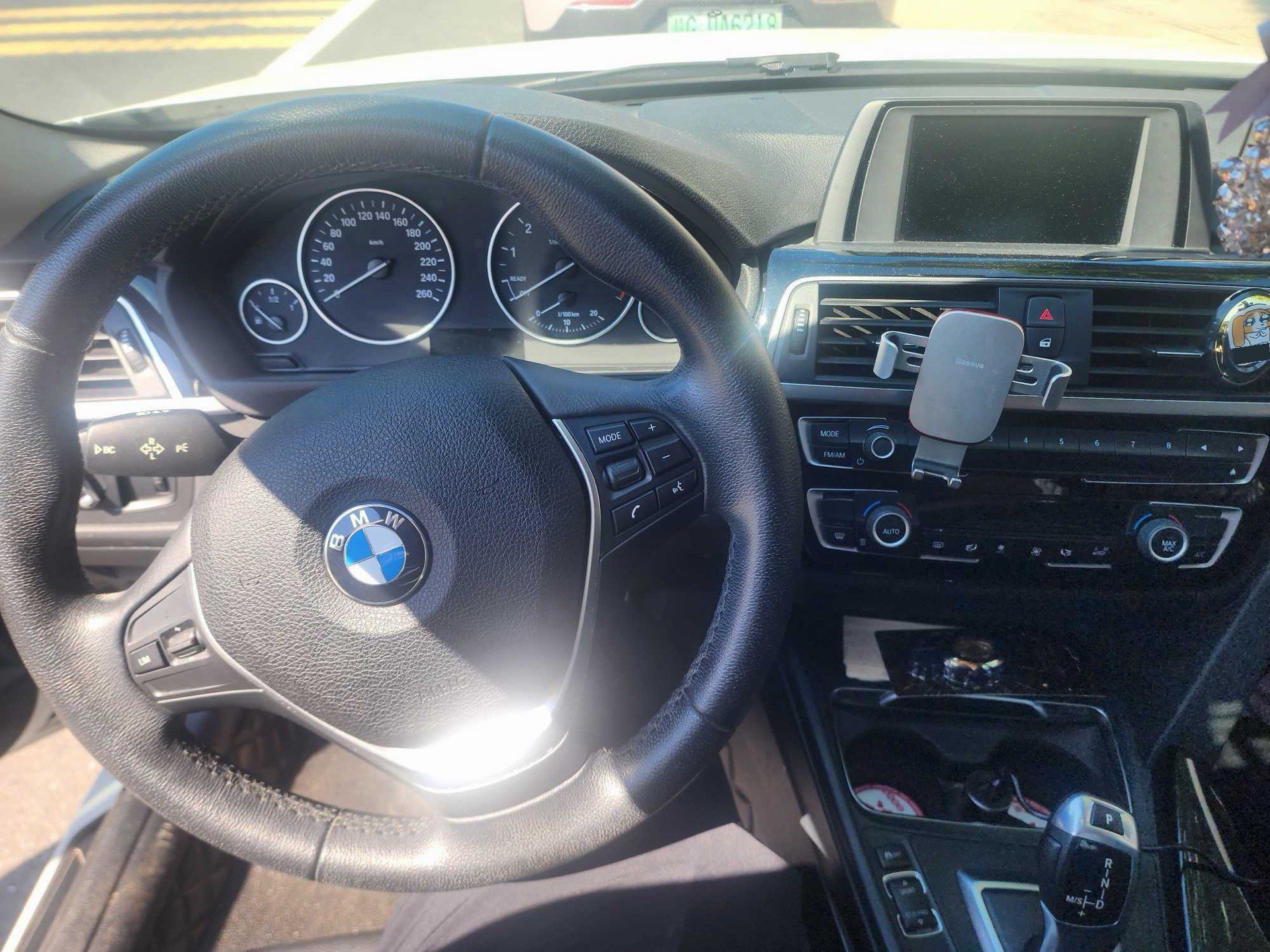 BMW 3 Series 2017 #6 BMW 3 Series 2017 car image #6