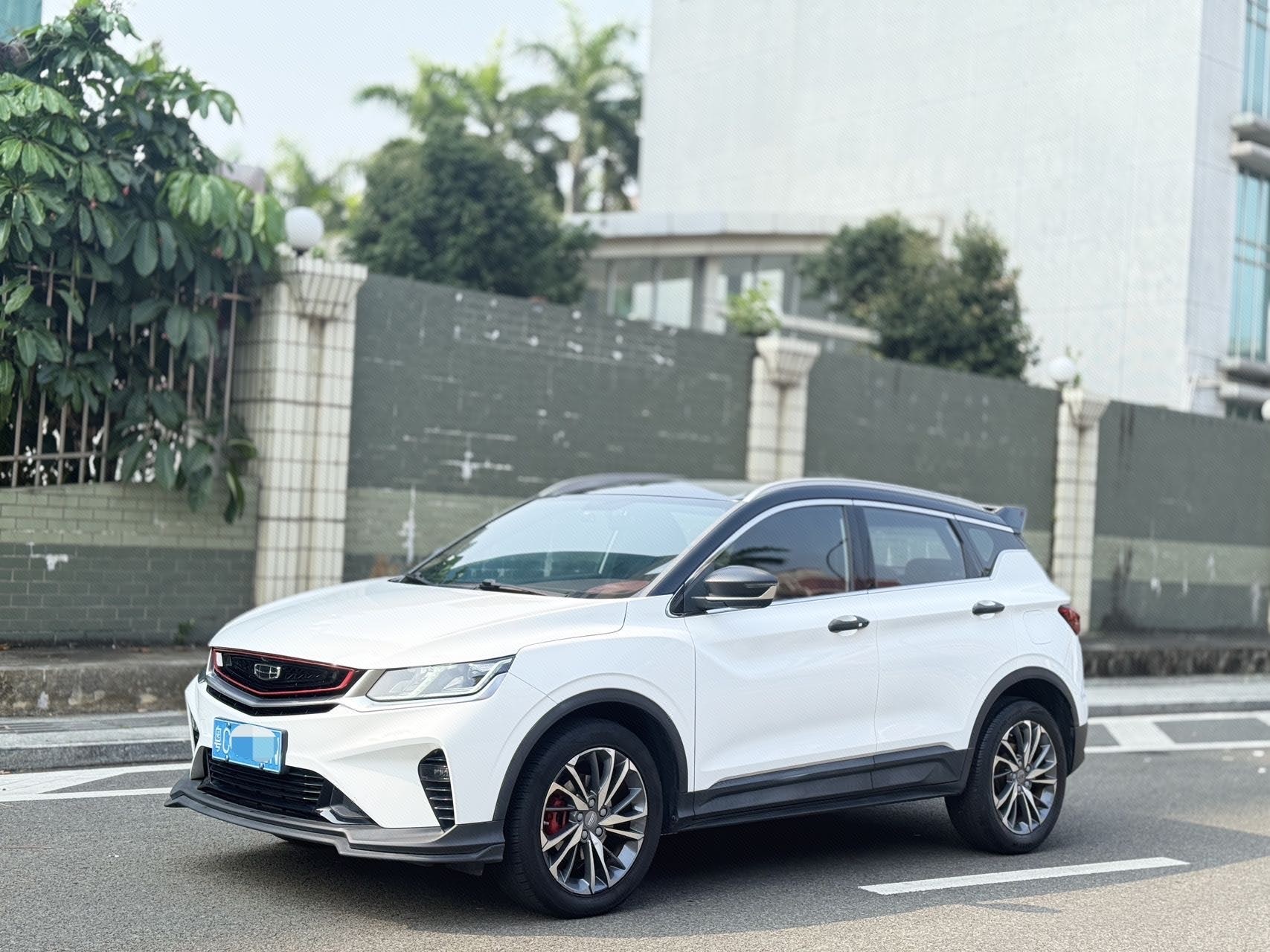GEELY Coolray 2021 car image 