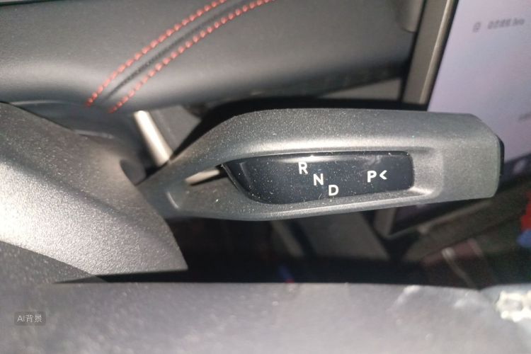 MI SU7 2025 car image #16