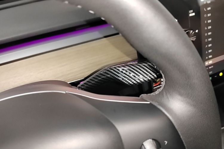 Tesla Model 3 2022 car image #14