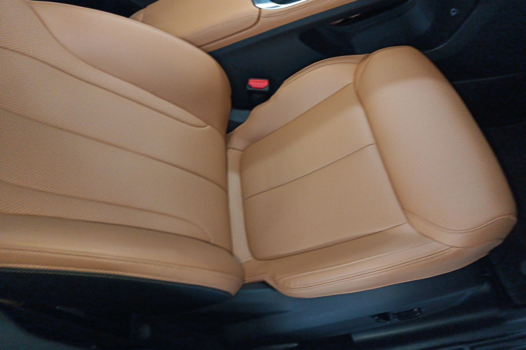 GEELY Boyue L 2026 #24 GEELY Boyue L 2026 car image #24