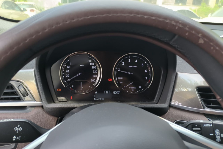 BMW X1 2019 car image #16