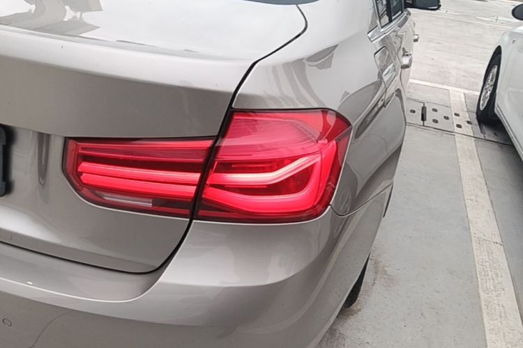 BMW 3 Series 2015 car image #8