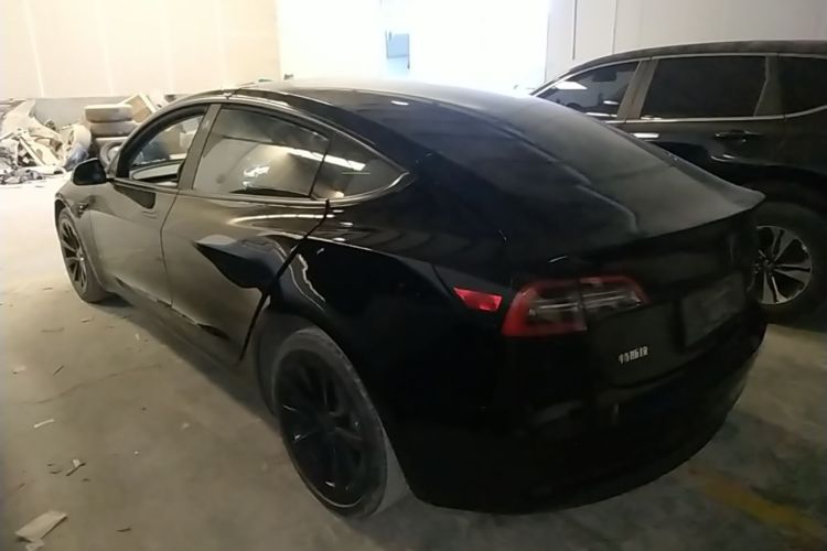 Tesla Model 3 2023 car image #5