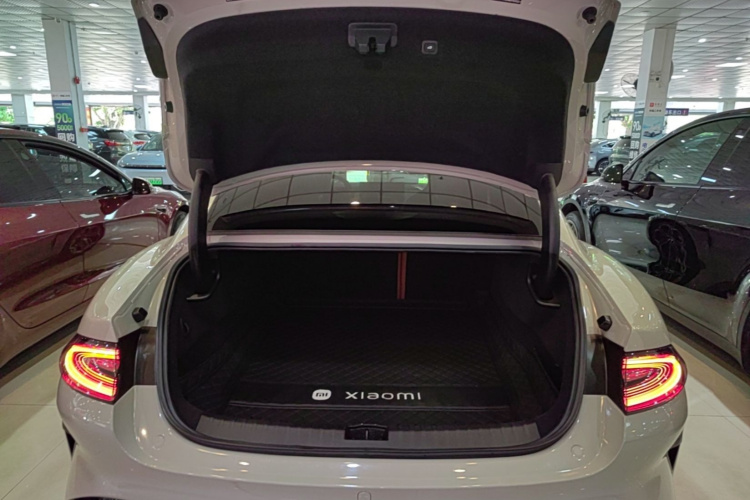 MI SU7 2024 car image #19
