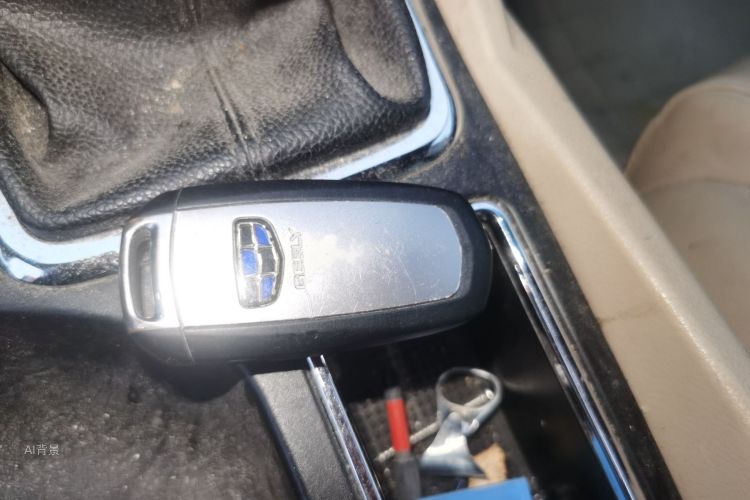 GEELY Emgrand 2018 car image #10