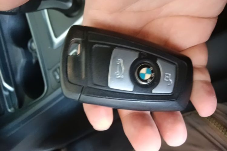 BMW 3 Series 2017 car image #9