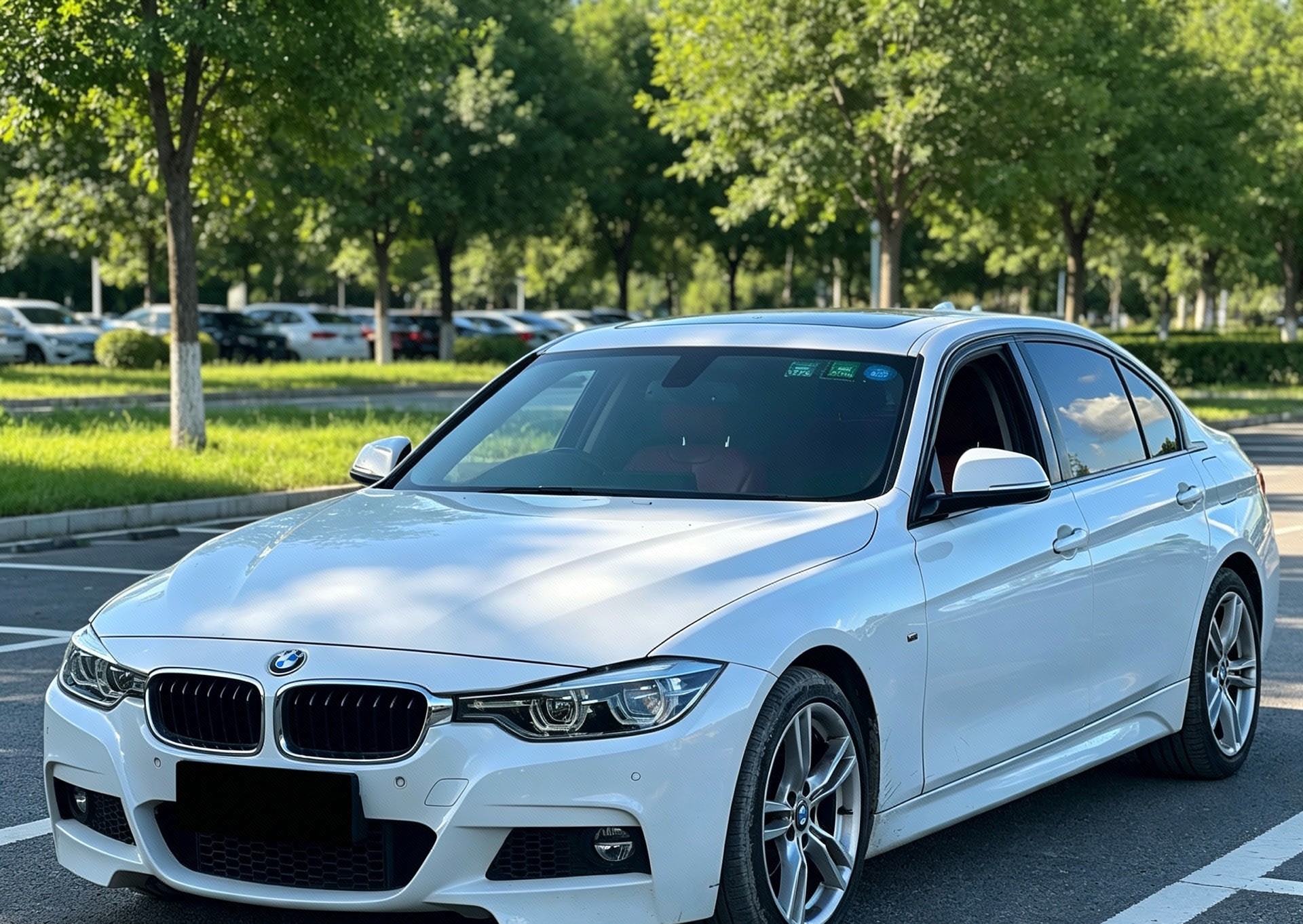 BMW 3 Series 2019 car image 