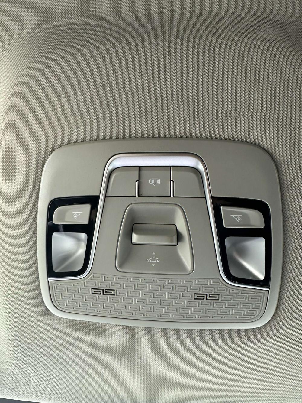 2022 #10 2022 car image #10