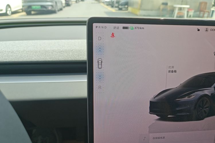 Tesla Model 3 2025 #14 Tesla Model 3 2025 car image #14