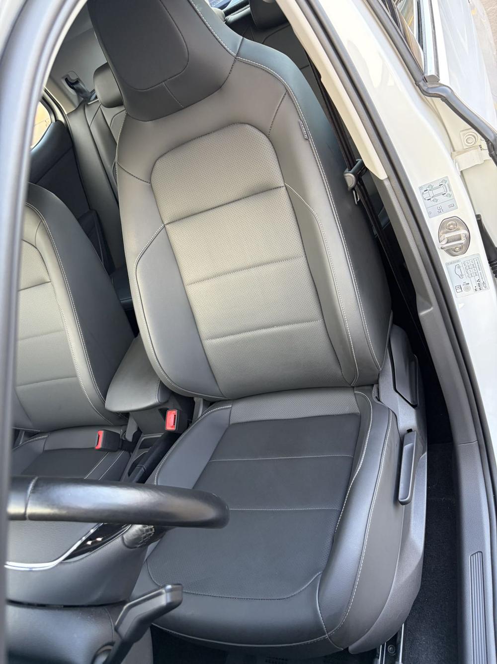 Volkswagen T-Cross 2021 car image #8