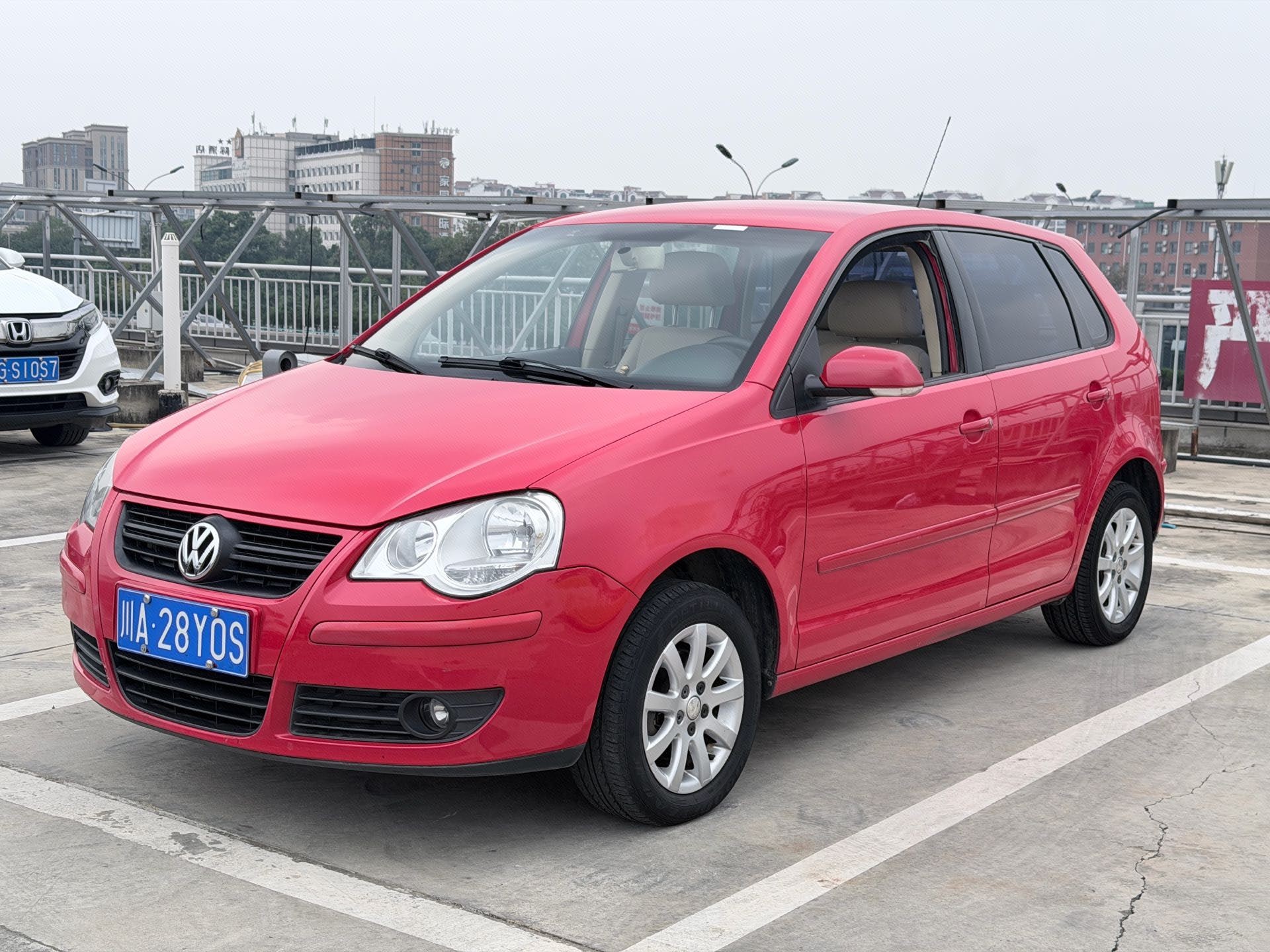 Volkswagen Polo 2010 Volkswagen Polo 2010 car image