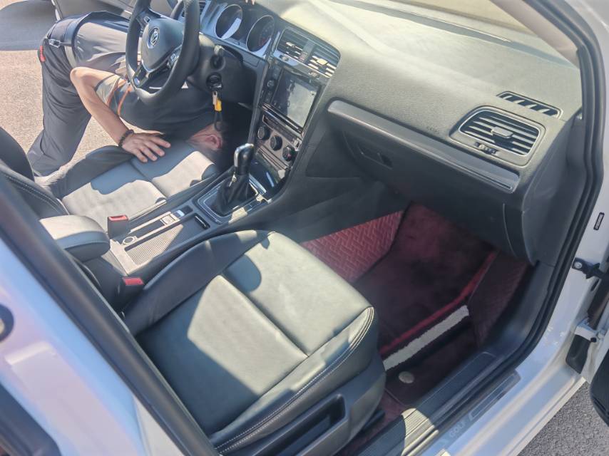 Volkswagen Golf 2019 #6 Volkswagen Golf 2019 car image #6