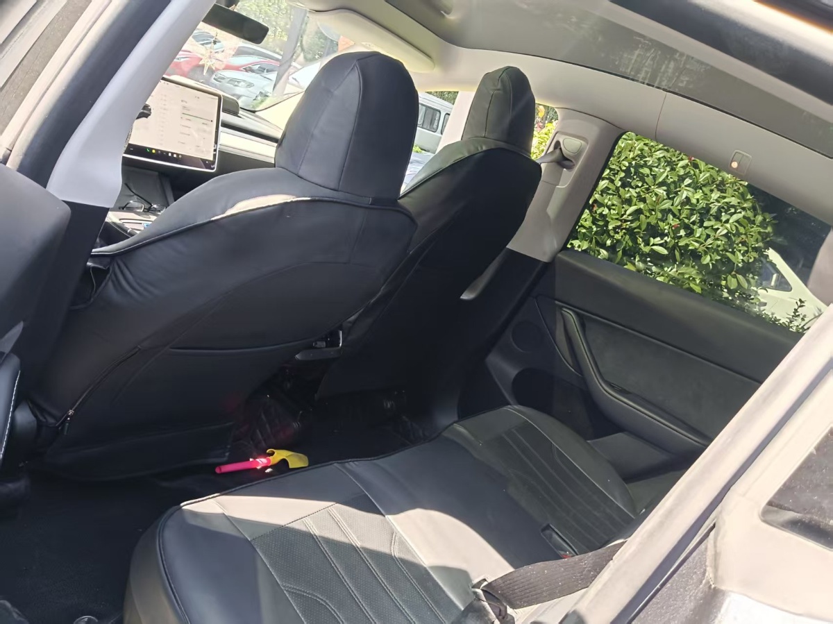 Tesla Model Y 2024 #5 Tesla Model Y 2024 car image #5