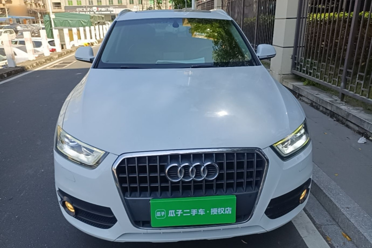 Audi Q3 2016 صورة سيارة #3