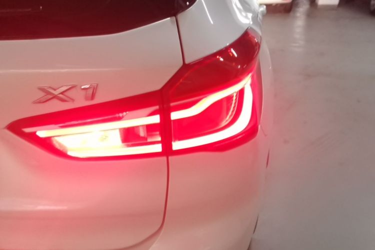 BMW X1 2017 car image #8